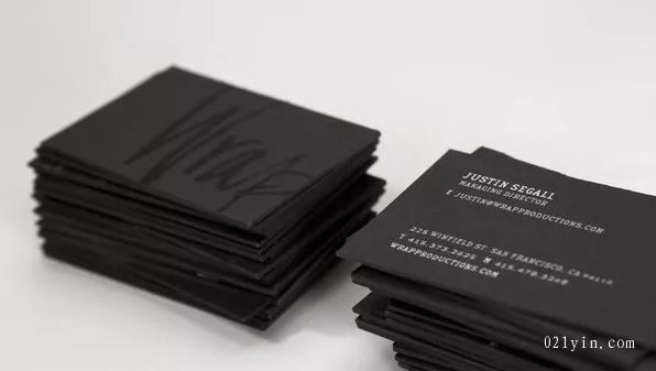 黑卡名片設(shè)計欣賞