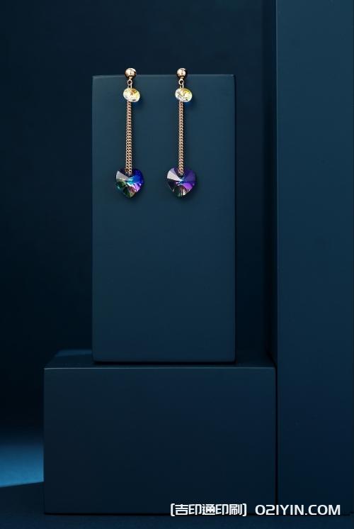 奢華藍底首飾禮盒設(shè)計制作源頭廠家 第1張 奢華藍底首飾禮盒設(shè)計制作源頭廠家 第1張